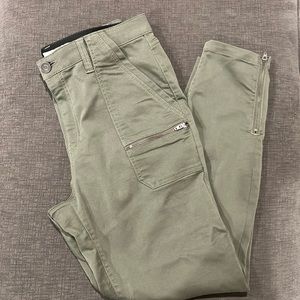 NWOT elastic wait cargo type pants